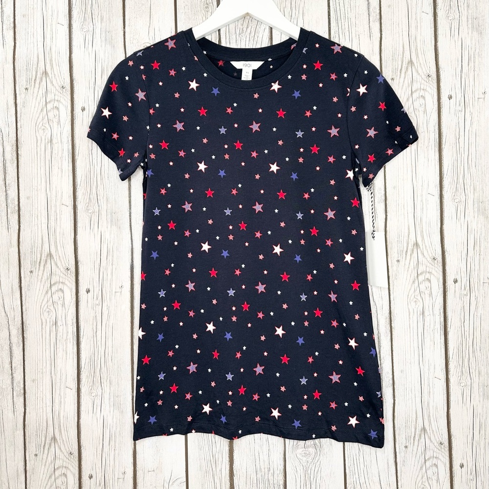 1901 Tee Women’s Size XS Red White Blue Star Print Fourth Of July NWT